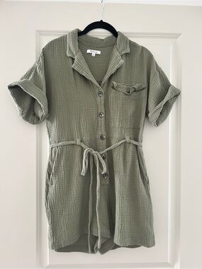 Madewell Olive Green 100% Cotton Gauze Utility Romper Size Small